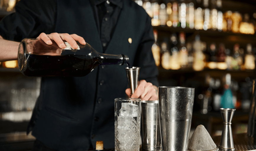 SipHappens 1633 Bartender on Tour